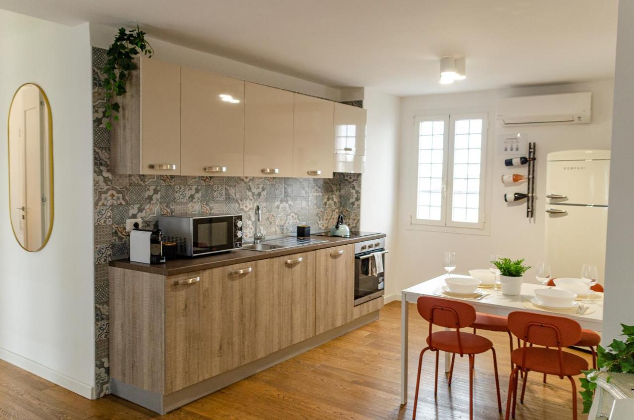Apartament Apulialux Private 100Mq Rooftop Oasis W Jacuzzi Bari Zewnętrze zdjęcie